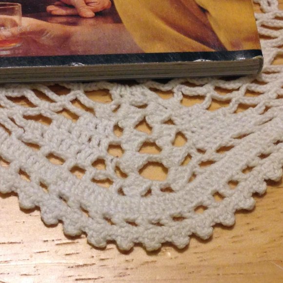 World World II and Hiroshima Edition - National Geographic Magazine - Picture 6 of 7